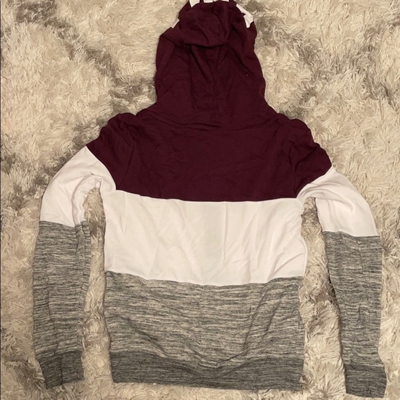 Victoria’s Secret PINK hoodie - Picture 4 of 5